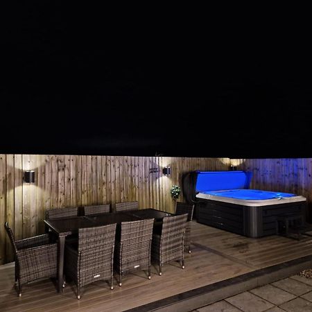 No 1 The Paddock - Spacious Holiday Home With A Hot Tub バッド エクステリア 写真