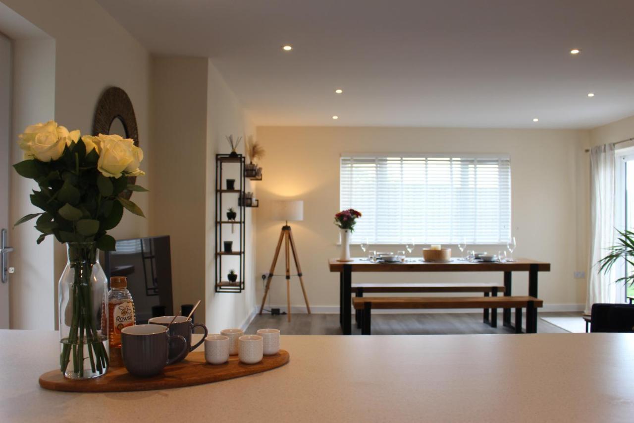 No 1 The Paddock - Spacious Holiday Home With A Hot Tub バッド エクステリア 写真