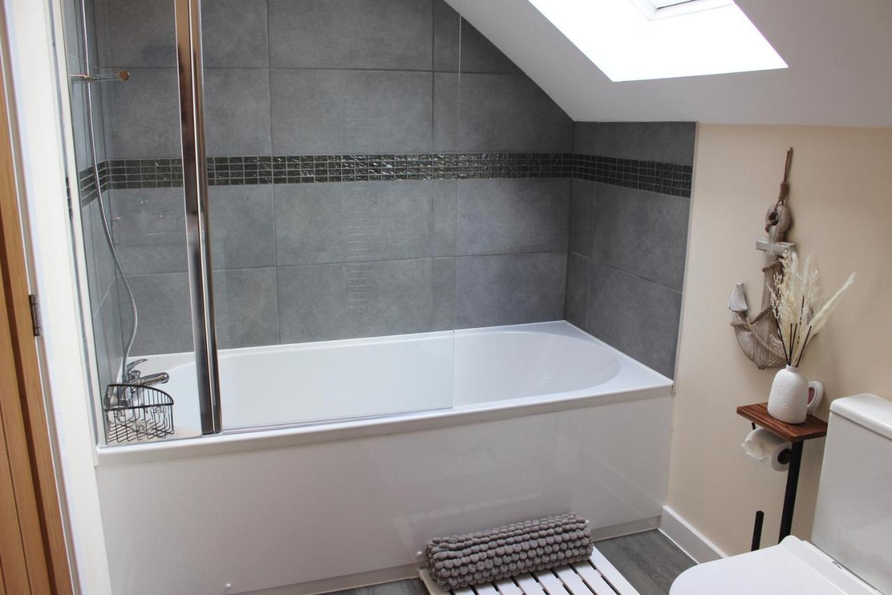 No 1 The Paddock - Spacious Holiday Home With A Hot Tub バッド エクステリア 写真